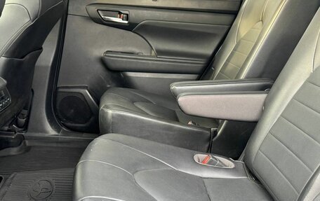 Toyota Highlander, 2021 год, 4 449 999 рублей, 18 фотография