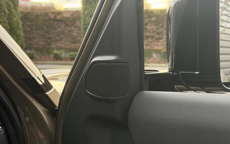 Land Rover Defender II, 2025 год, 12 736 000 рублей, 16 фотография