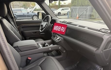 Land Rover Defender II, 2025 год, 12 736 000 рублей, 10 фотография