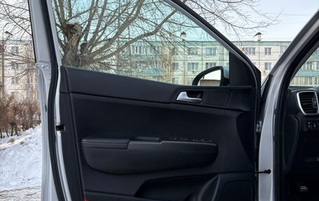 KIA Sportage IV рестайлинг, 2020 год, 2 400 000 рублей, 12 фотография