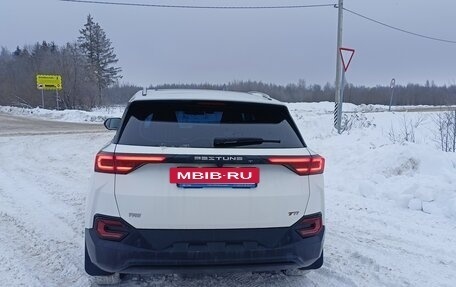 FAW Bestune T77, 2022 год, 1 750 000 рублей, 3 фотография