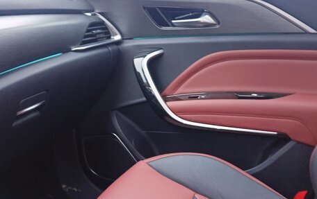 FAW Bestune T77, 2022 год, 1 750 000 рублей, 11 фотография