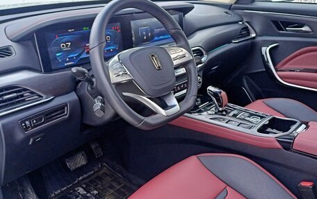 FAW Bestune T77, 2022 год, 1 750 000 рублей, 10 фотография