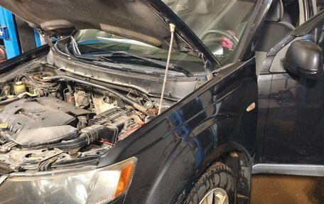 Mitsubishi Outlander III рестайлинг 3, 2007 год, 735 000 рублей, 8 фотография