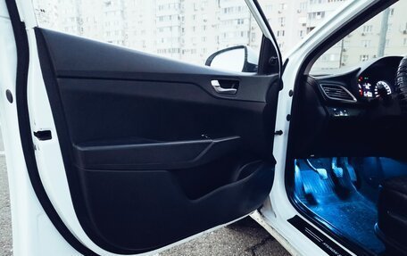 Hyundai Solaris II рестайлинг, 2017 год, 760 000 рублей, 19 фотография