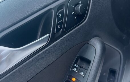 Volkswagen Jetta VI, 2013 год, 839 000 рублей, 4 фотография