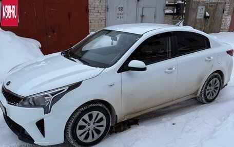 KIA Rio IV, 2020 год, 1 350 000 рублей, 5 фотография