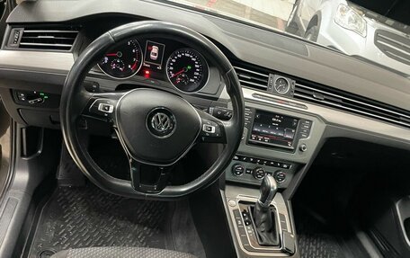 Volkswagen Passat B8 рестайлинг, 2016 год, 1 799 000 рублей, 2 фотография