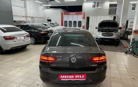 Volkswagen Passat B8 рестайлинг, 2016 год, 1 799 000 рублей, 5 фотография