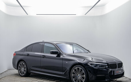 BMW 5 серия, 2019 год, 4 580 000 рублей, 3 фотография