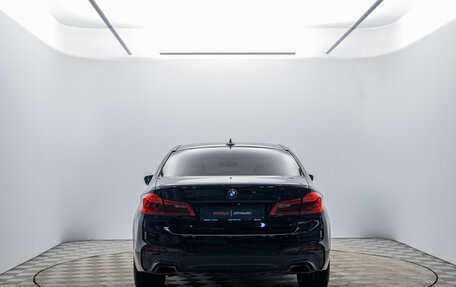 BMW 5 серия, 2019 год, 4 580 000 рублей, 6 фотография