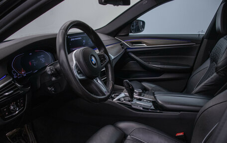 BMW 5 серия, 2019 год, 4 580 000 рублей, 10 фотография