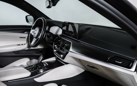 BMW 5 серия, 2021 год, 4 690 000 рублей, 11 фотография