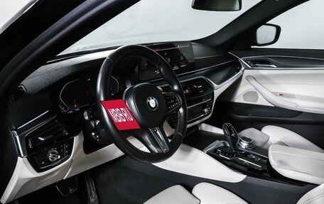 BMW 5 серия, 2021 год, 4 690 000 рублей, 15 фотография