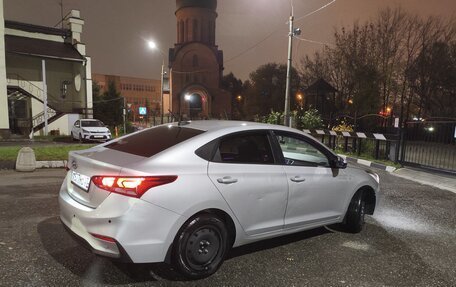 Hyundai Solaris II рестайлинг, 2017 год, 860 000 рублей, 7 фотография
