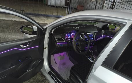 Hyundai Solaris II рестайлинг, 2017 год, 860 000 рублей, 11 фотография