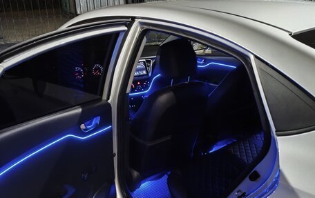 Hyundai Solaris II рестайлинг, 2017 год, 860 000 рублей, 15 фотография