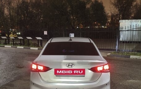 Hyundai Solaris II рестайлинг, 2017 год, 860 000 рублей, 9 фотография