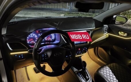 Hyundai Solaris II рестайлинг, 2017 год, 860 000 рублей, 14 фотография