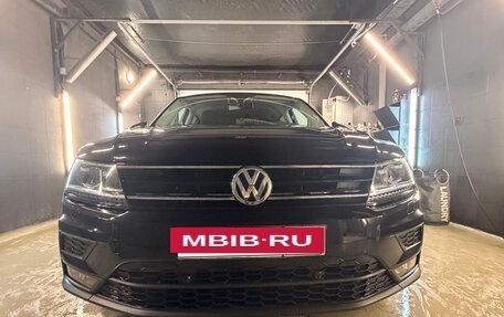 Volkswagen Tiguan II, 2019 год, 2 740 000 рублей, 10 фотография