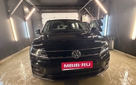 Volkswagen Tiguan II, 2019 год, 2 740 000 рублей, 16 фотография