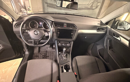 Volkswagen Tiguan II, 2019 год, 2 740 000 рублей, 22 фотография