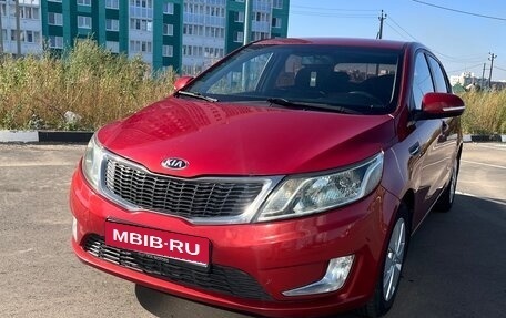 KIA Rio III рестайлинг, 2013 год, 940 000 рублей, 1 фотография