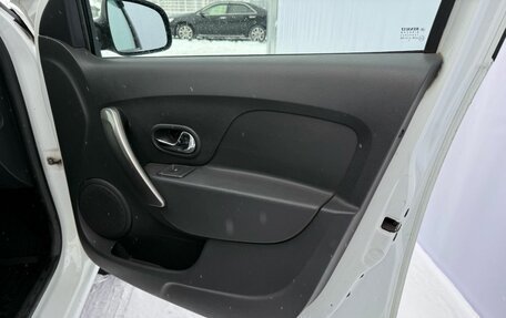 Renault Logan II, 2016 год, 600 000 рублей, 20 фотография