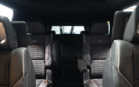 Cadillac Escalade V, 2025 год, 22 990 000 рублей, 17 фотография