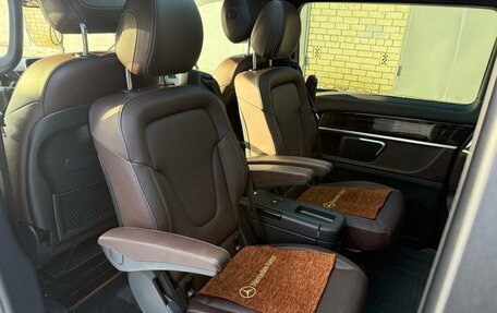 Mercedes-Benz V-Класс, 2016 год, 6 650 000 рублей, 4 фотография