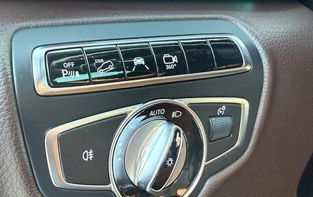 Mercedes-Benz V-Класс, 2016 год, 6 650 000 рублей, 20 фотография