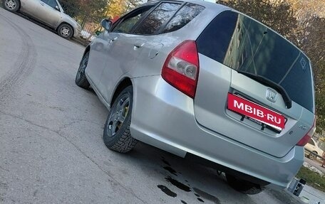 Honda Fit III, 2001 год, 330 000 рублей, 8 фотография