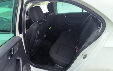 Skoda Rapid I, 2017 год, 1 200 000 рублей, 11 фотография