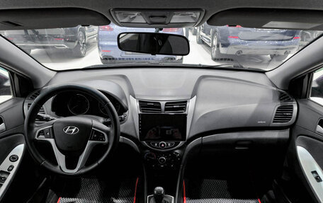 Hyundai Solaris II рестайлинг, 2012 год, 650 000 рублей, 14 фотография