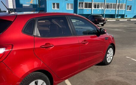 KIA Rio III рестайлинг, 2013 год, 940 000 рублей, 6 фотография