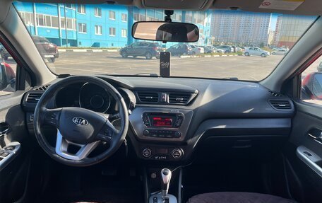 KIA Rio III рестайлинг, 2013 год, 940 000 рублей, 10 фотография