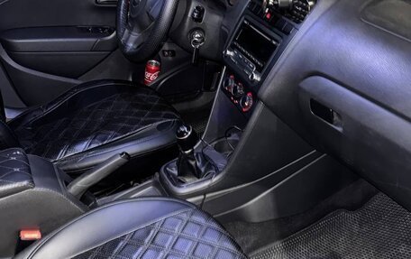 Volkswagen Polo VI (EU Market), 2014 год, 800 000 рублей, 5 фотография