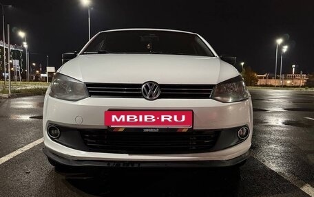 Volkswagen Polo VI (EU Market), 2014 год, 800 000 рублей, 25 фотография
