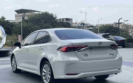 Toyota Corolla, 2022 год, 1 590 000 рублей, 5 фотография