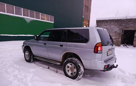 Mitsubishi Pajero Sport II рестайлинг, 2003 год, 690 000 рублей, 3 фотография