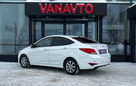 Hyundai Solaris II рестайлинг, 2015 год, 1 090 000 рублей, 6 фотография