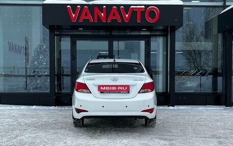 Hyundai Solaris II рестайлинг, 2015 год, 1 090 000 рублей, 7 фотография