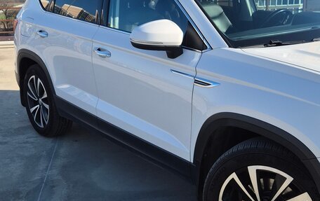 Volkswagen Tharu, 2019 год, 2 600 000 рублей, 4 фотография