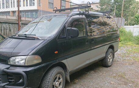 Mitsubishi Delica IV, 1994 год, 900 000 рублей, 2 фотография