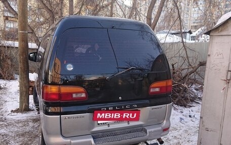 Mitsubishi Delica IV, 1994 год, 900 000 рублей, 4 фотография