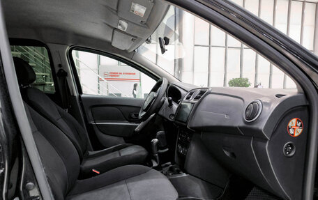 Renault Logan II, 2015 год, 530 000 рублей, 13 фотография