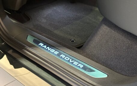 Land Rover Range Rover Evoque II, 2024 год, 7 290 000 рублей, 12 фотография