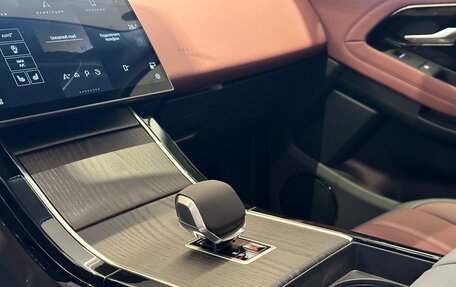 Land Rover Range Rover Evoque II, 2024 год, 7 290 000 рублей, 10 фотография