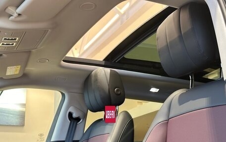 Land Rover Range Rover Evoque II, 2024 год, 7 290 000 рублей, 11 фотография