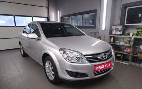 Opel Astra H, 2012 год, 700 000 рублей, 2 фотография